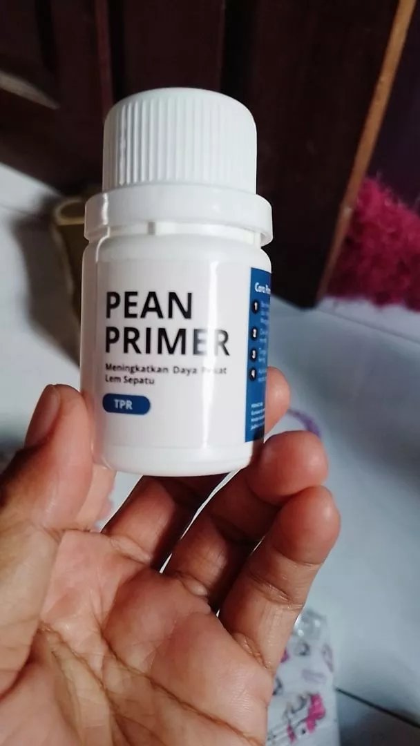 Primer sepatu benar-benar membuat lem lebih tahan lama!